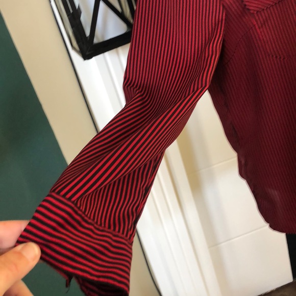 🌺Elementz vertical striped, button down shirt🌺 - Picture 5 of 8